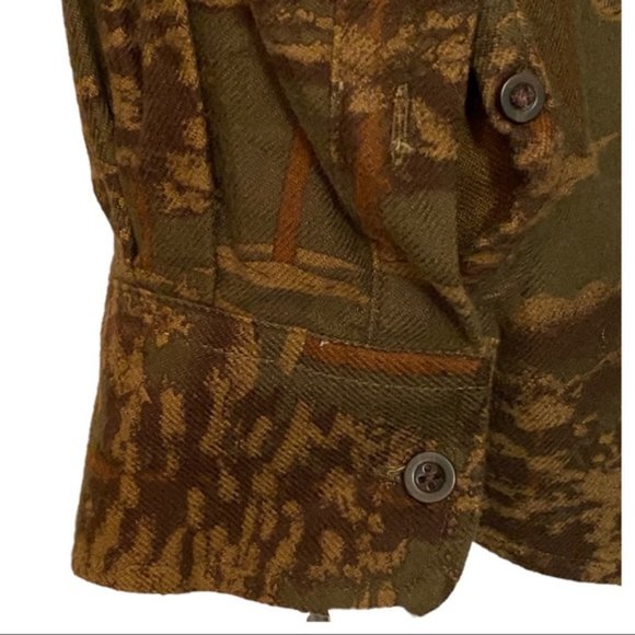 Men Eddie Bauer L flannel relaxed  fit fall autumn camouflage buttoned shirt - Picture 3 of 9